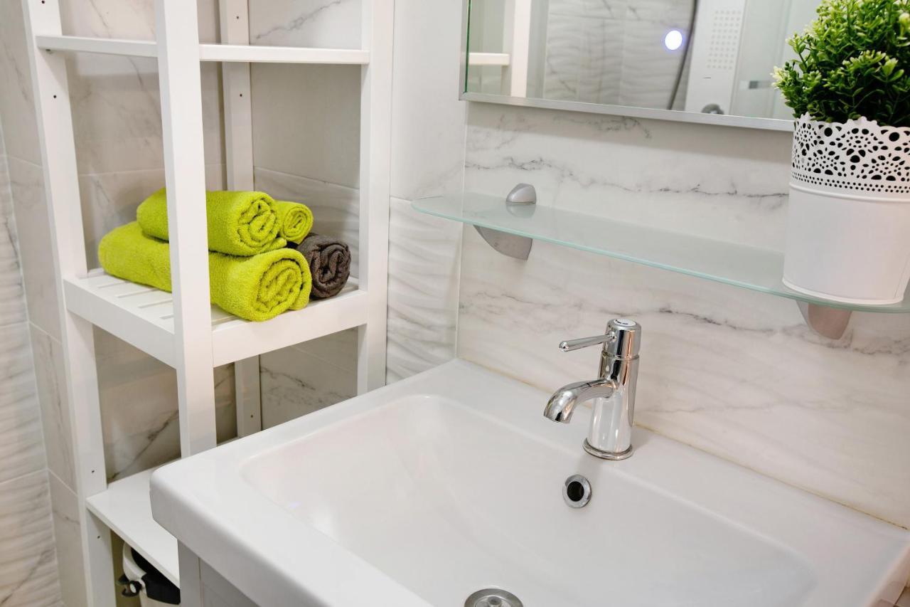 Seaview Studio Apartment Canteras Las Palmas de Gran Canaria Bagian luar foto